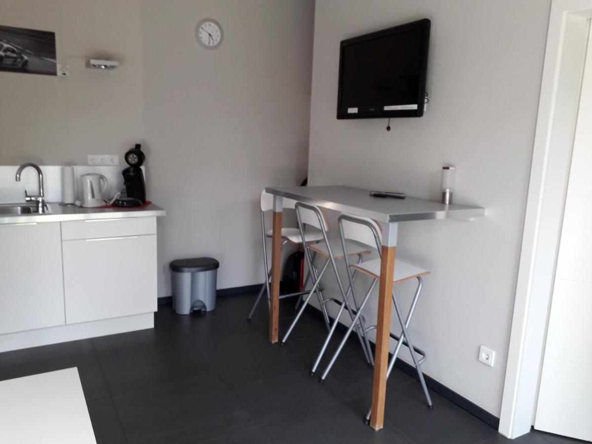 Ring-Race-Flats Appartements Adenau Exterior foto